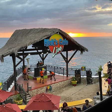 Marriott White Sands, Beachfront Condo At Negril Beach Club